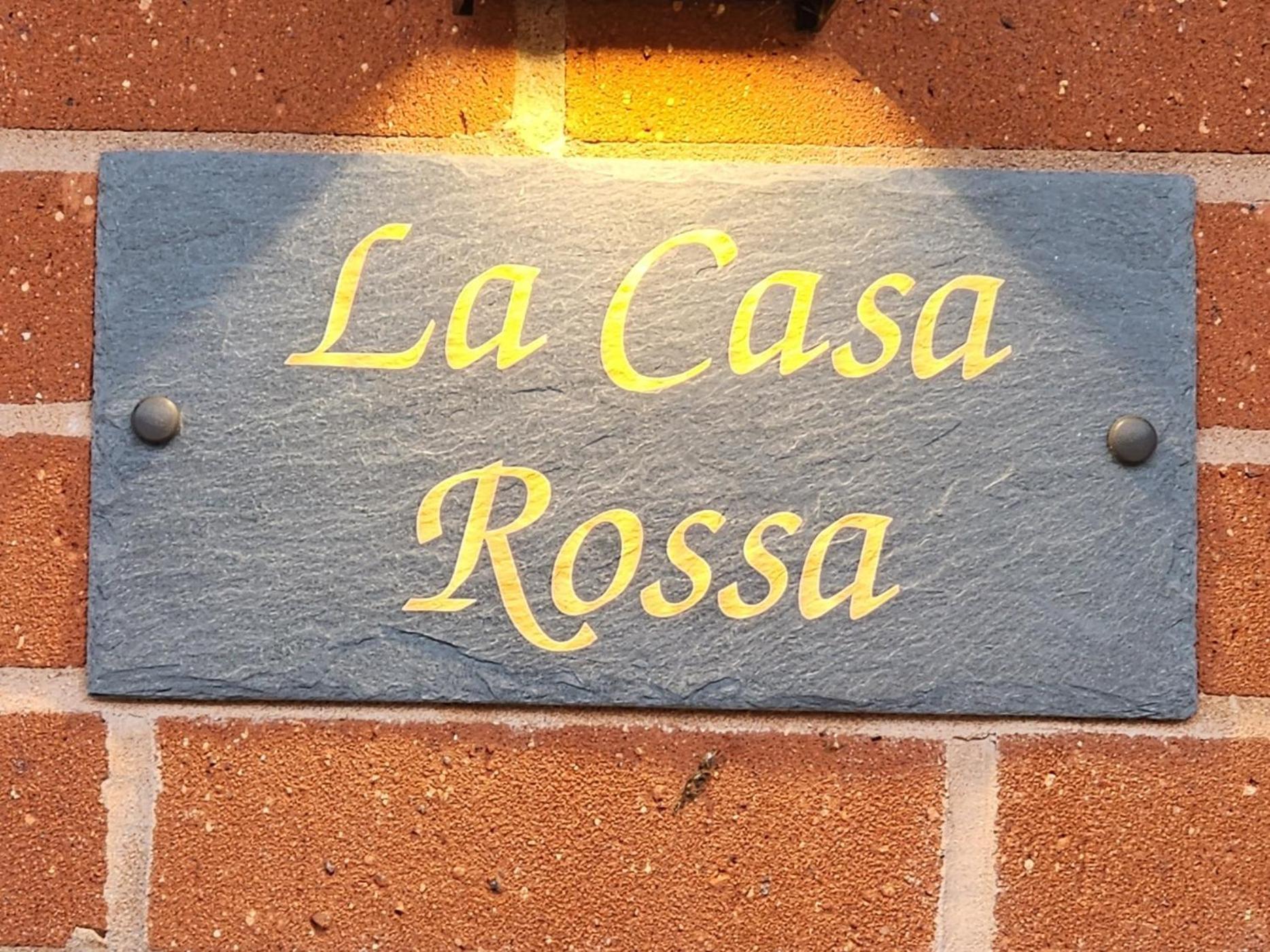 La Casa Rosa Cheltenham - Free Parking Close To Racecourse Buitenkant foto