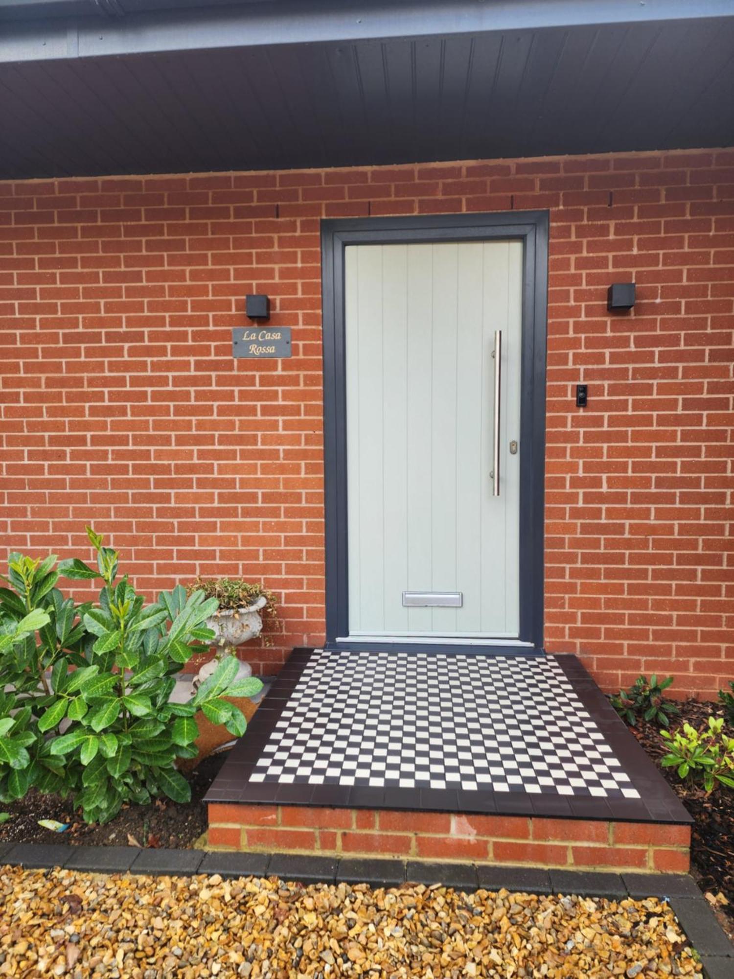 La Casa Rosa Cheltenham - Free Parking Close To Racecourse Buitenkant foto